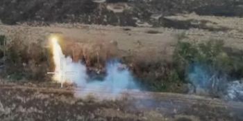 "Dragon Fire: Drones Ucranianos Que Incendeiam as Forças Russas" - VÍDEO